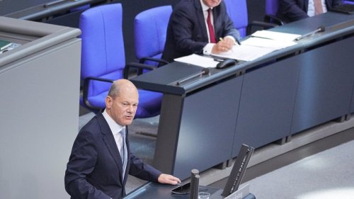 Bundestagswahl News: Union legt in Umfrage zu ++ SPD führt weiterhin