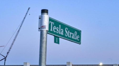 Tesla produziert in Grünheide erste Autos in Testlauf