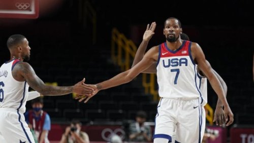 US-Basketballer mit erstem Sieg in Tokio