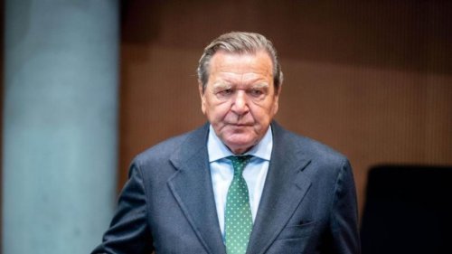 Koalition will Schröders Büro und Mitarbeiter streichen