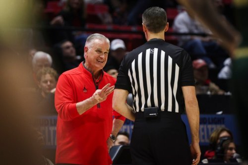 Aztecs notes: Reformed Pac-12 to switch basketball officiating consortium