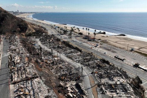 Lawsuits accuse insurers of colluding to drop coverage in fire-prone parts of California