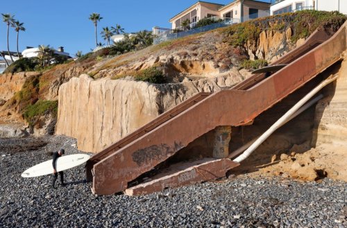 Coastal Commission finds ‘issue’ with repairs proposed for Carlsbad beach stairway