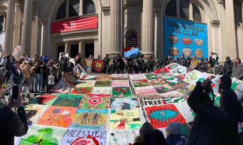 ‘Met Museum, you’re complicit’: artists and activists take over museum’s front steps with giant pro-Palestine quilt