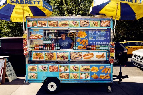 Meet the Vendors Keeping New York City’s Hot Dog Carts Alive