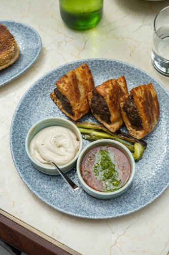 Meet Arayes, the Crispy Meat-Stuffed Pitas Having a Moment Right Now
