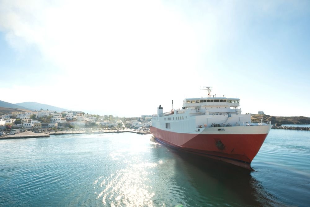 Greek Island Ferries: How to Take the Athens to Santorini Ferry