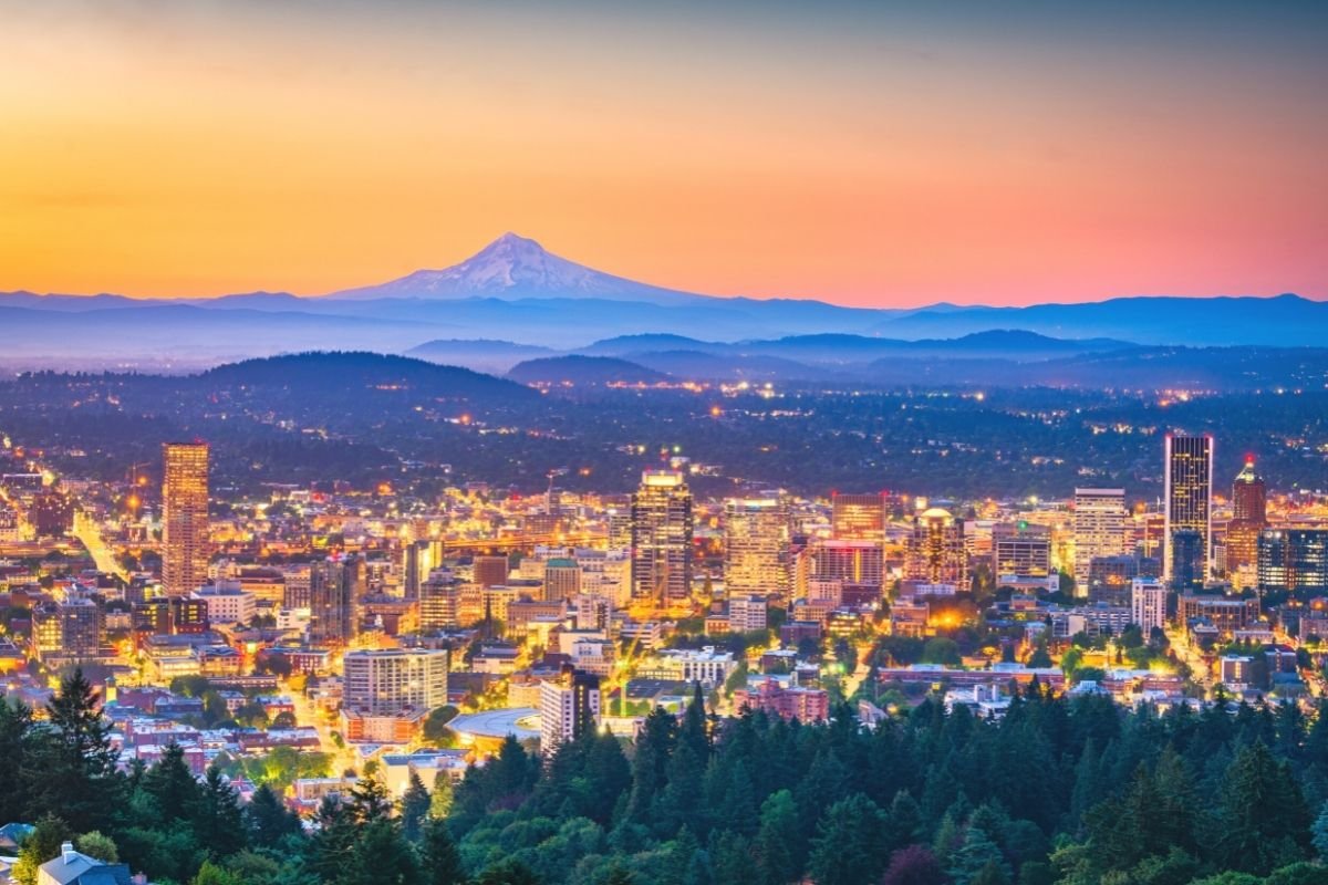 Essential Travel Guide to Portland, Oregon