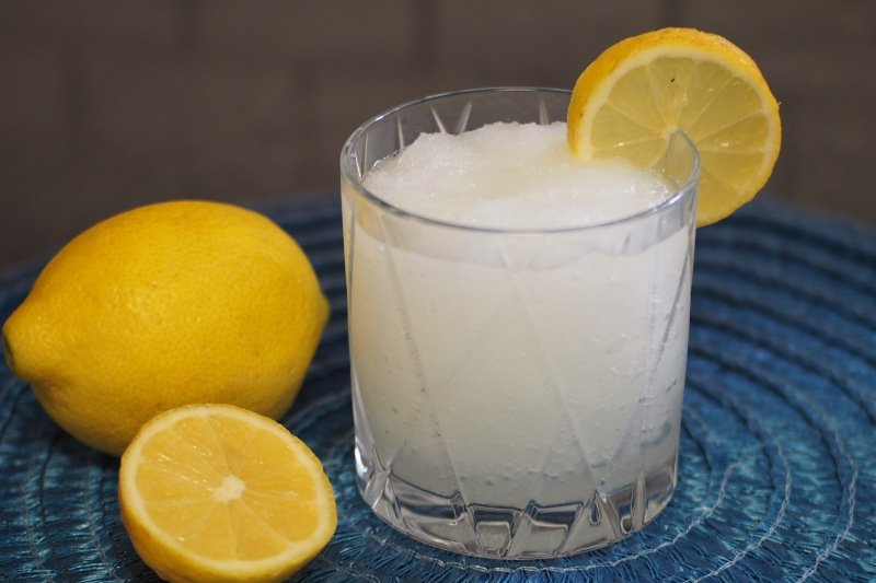 Frozen Gin & Tonic That's Perfect for Summer