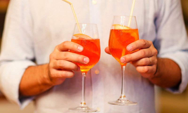 Aperol Spritz: Italy's Famous Cocktail