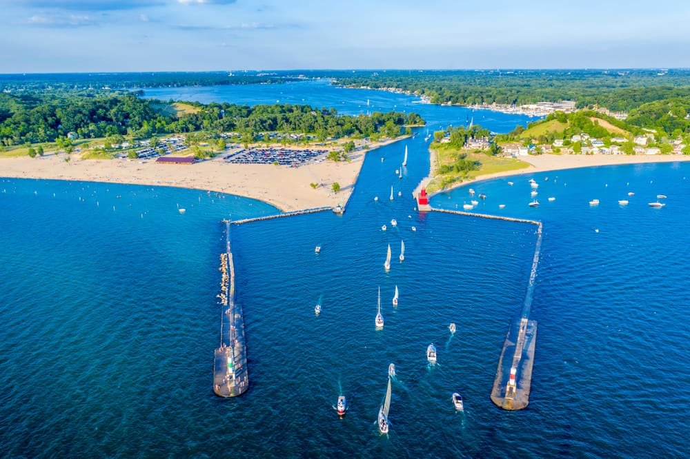 Best Beaches In Holland, Mi » Savoteur