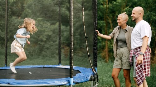 Das gilt es beim Springen auf einem Gartentrampolin zu beachten