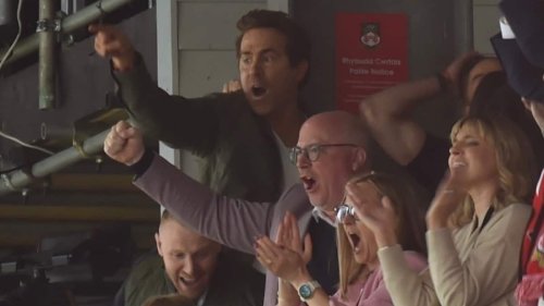 «Deadpool»-Star Ryan Reynolds feiert dritten Aufstieg seines Vereins