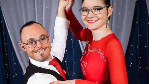 Victoria Kälin und Lukas Hämmerli holen bei den Special Olympics Bronze im Tanzen