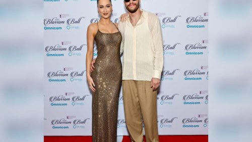 Pete Davidson feiert Red-Carpet-Debüt mit neuer Freundin Elsie Hewitt