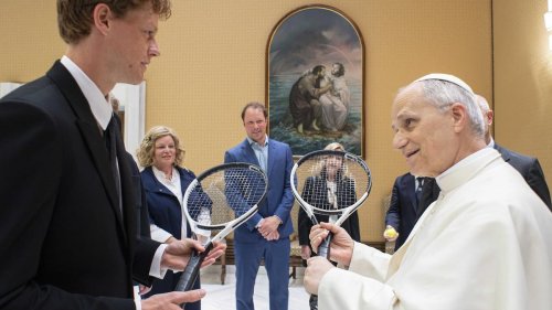 Match im Vatikan: Tennis-Star Jannik Sinner trifft Papst Leo XIV.