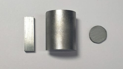 Cheap material converts heat to electricity
