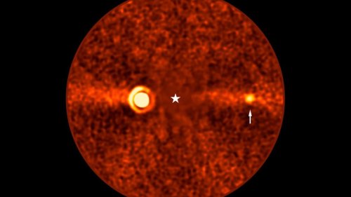 Astronomers Accidentally Photographed The Faintest Planet Ever Imaged From Earth