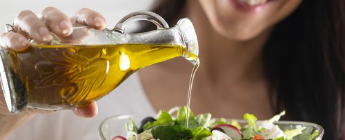 Here's How to Interpret The Concerning Link Between Cooking Oil And Cancer