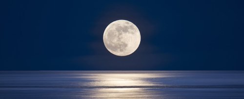 Get Ready For The 'Biggest' Full Moon of The Year, Happening Wednesday Night