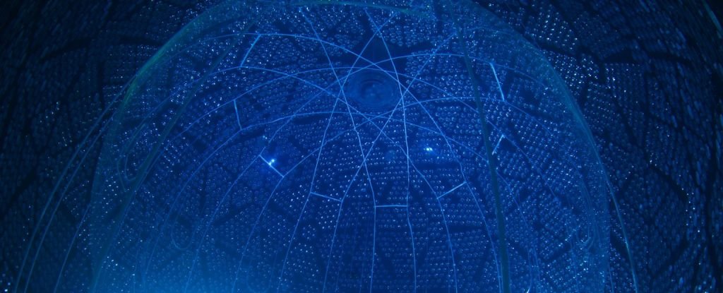 Ghostly Glow of Nuclear Power Station Detected in Water 150 Miles Away