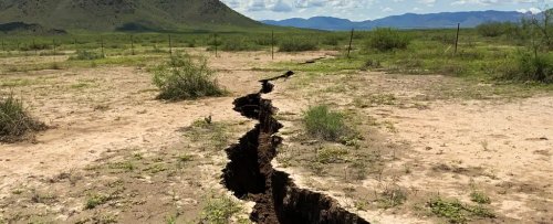 Giant Cracks Emerging Across US Southwest, Scientists Warn