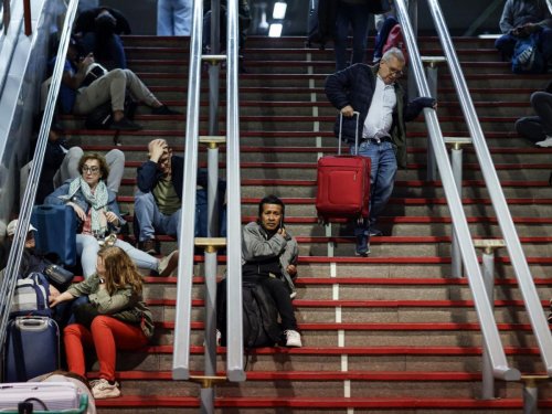 "15 gigawatts d'électricité perdus en cinq secondes" : les raisons du blackout en Espagne et au Portugal demeurent mystérieuses