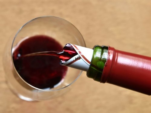 Le vin rouge aurait un effet bénéfique sur le microbiote, selon une étude