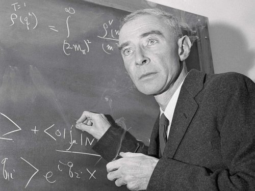 Oppenheimer, le physicien éclipsé par la bombe atomique