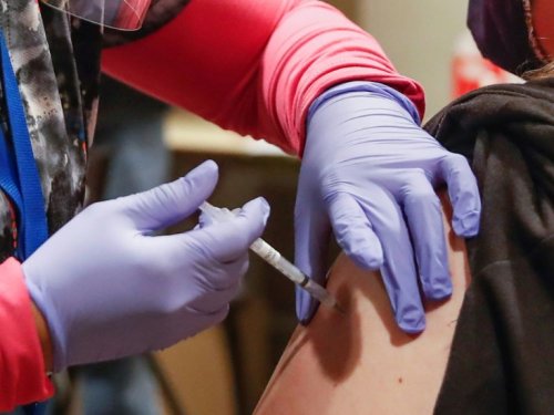 USA: un comité d'experts recommande une dose supplémentaire au vaccin anti-Covid de Johnson Johnson - Sciences et Avenir