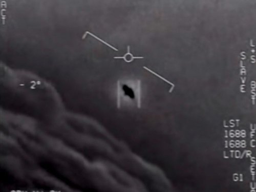 Un "nombre croissant" d'objets non identifiés dans le ciel, signale le Pentagone - Sciences et Avenir