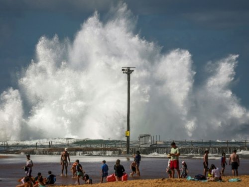 Australie: vagues gigantesques, six personnes meurent noyées