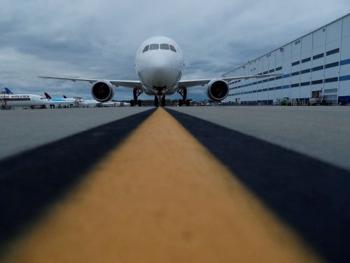 Boeing livre son premier 787 Dreamliner depuis mai 2021 - Sciences et Avenir