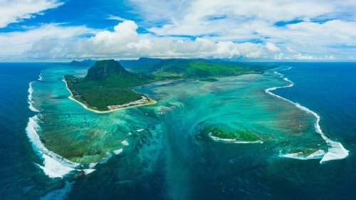 Underwater Waterfalls: The Strange Phenomenon Explained