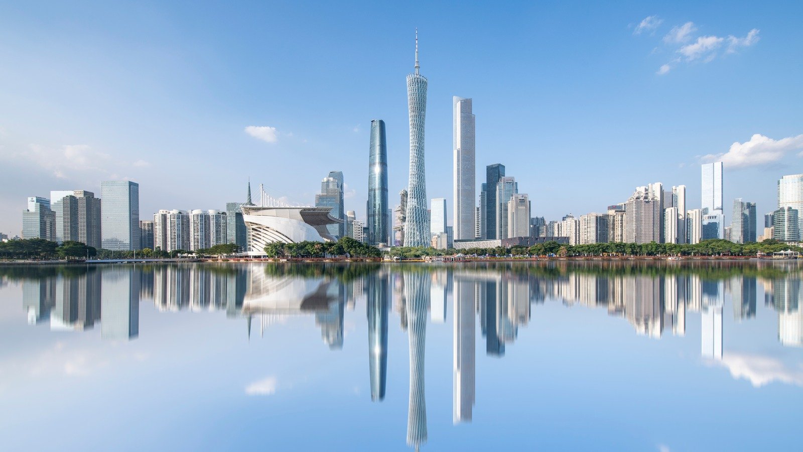 10 Massive Cities That Are Actually Sinking Into The Ocean