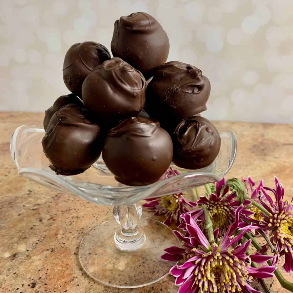 Homemade truffles for almost any occasion - cover