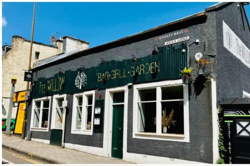 'Heartbroken' Edinburgh pub owners announce closure ‘with great sadness’, telling customers ‘the party’s over’