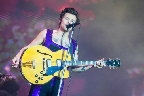 edinburgh-harry-styles-fans-urged-to-print-tickets-before-murrayfield