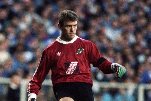 Andy Goram: Hibs pay tribute to former goalkeeper following Rangers legend's death at 58