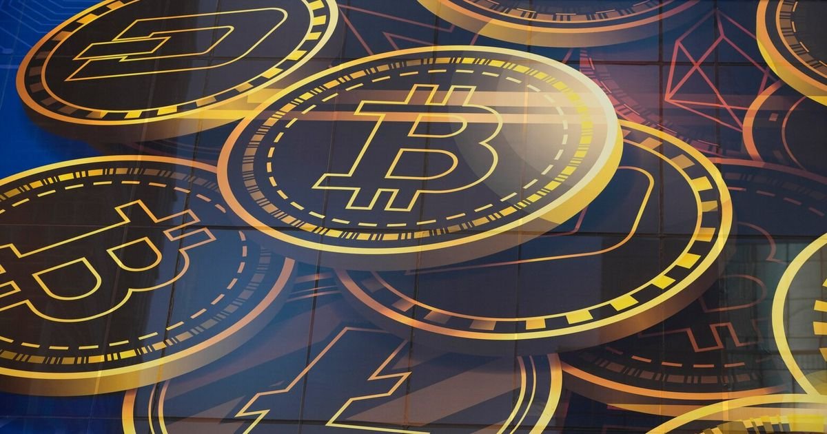 Bitcoin falls below $60,000 for first time since 2024 Trump win