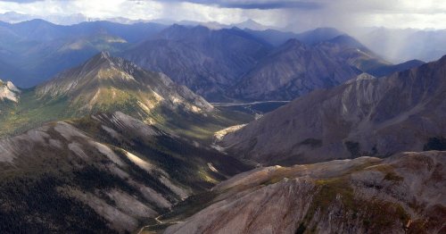 Interior said to reject industrial road through Alaskan wilderness