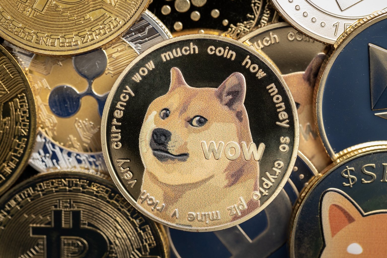 Dogecoin (DOGE-USD) Price Stabilizes At $0.14 After Months Of Decline (Technical Analysis)