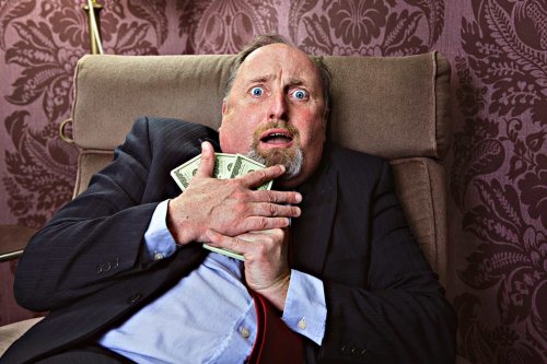 Panic Never Pays: Avoid These 5 Dividend Stocks And Buy These 5 Instead