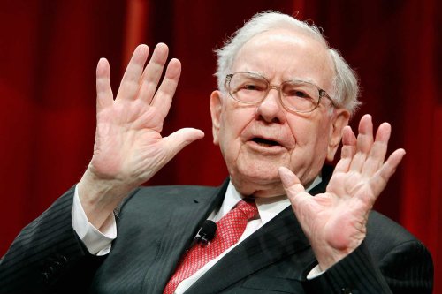 Warren Buffett's Berkshire Hathaway Dumps Billions Worth Of Stocks For 4th Consecutive Quarter
