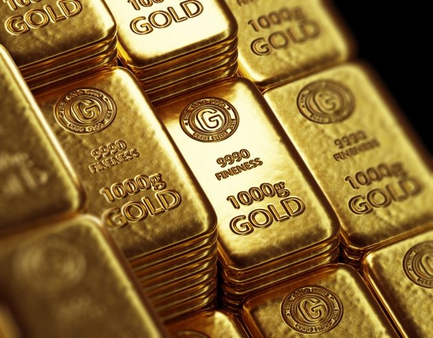 Gold rebounds as yen intervention hits dollar, oil turns lower (GLD:NYSEARCA)