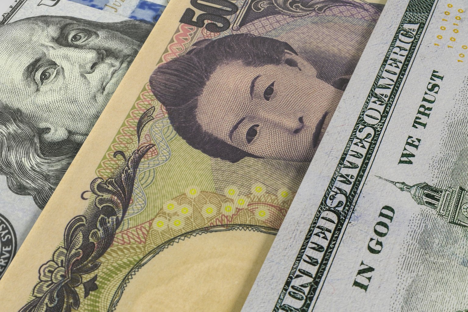 USD/JPY Drops Below 155.00: Has The 2025 Yearly Top Been Reached? (null:USD:JPY)