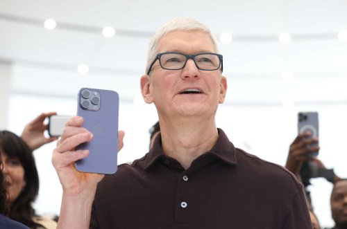 Apple: iPhone 15 Looks Like A Hit (Rating Upgrade)