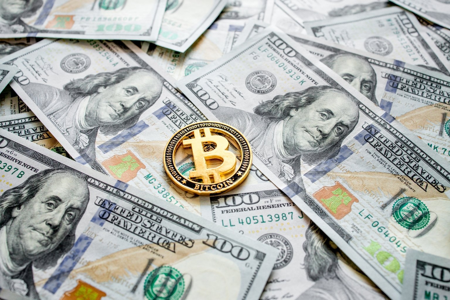 IBIT: DIY For A Simple Income Stream And Manage Your Own Total Return (NASDAQ:IBIT)