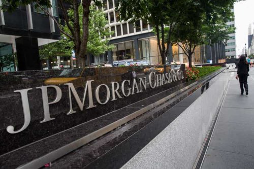 JPMorgan president Daniel Pinto sees Fed raising rate to 5.5% then ...