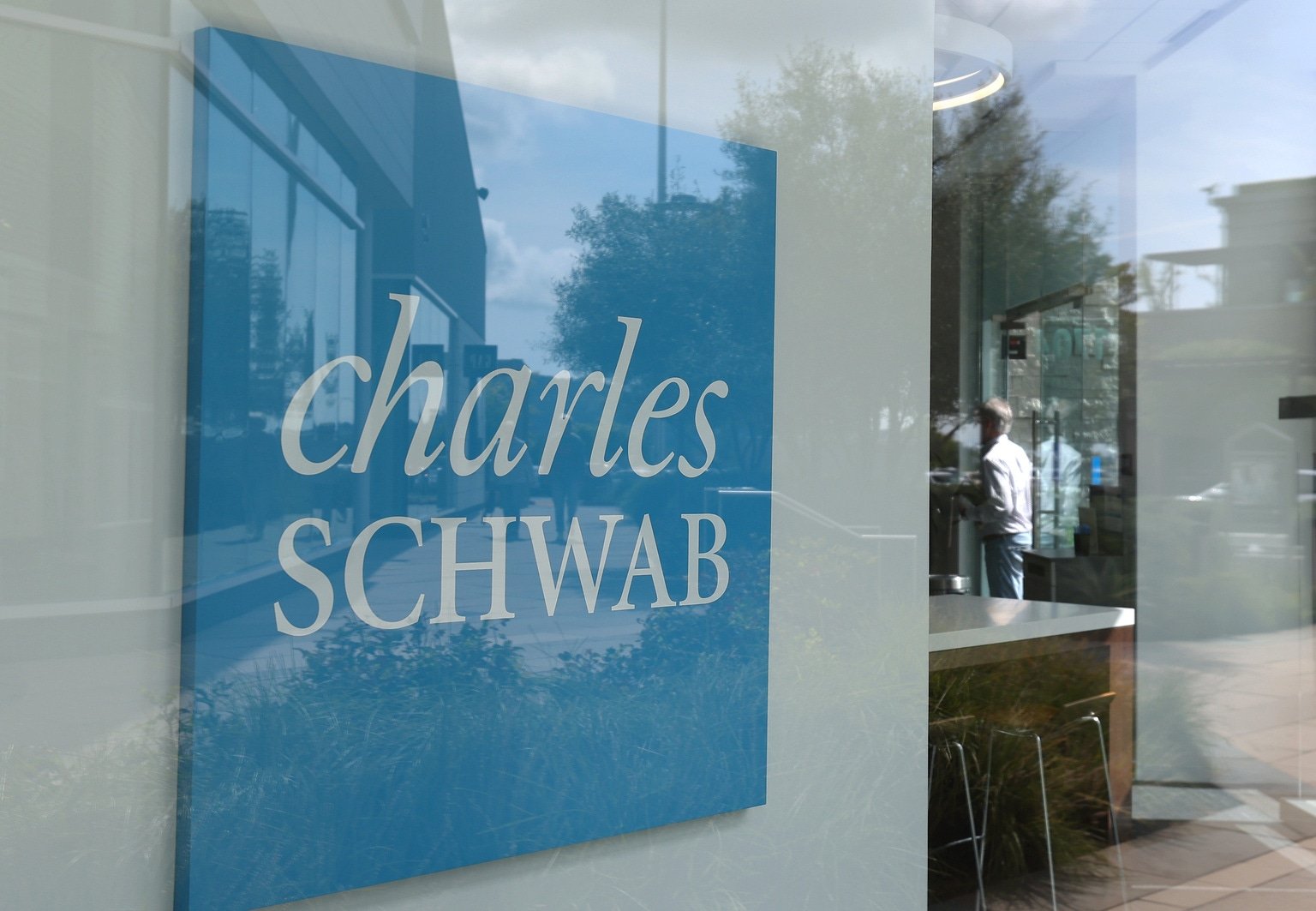 SCHI: Quality Intermediate-Term Investment-Grade Corporate Exposure (NYSEARCA:SCHI)